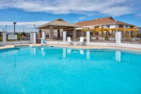 Holiday Inn Express Kitty Hawk - Outer Banks by IHG